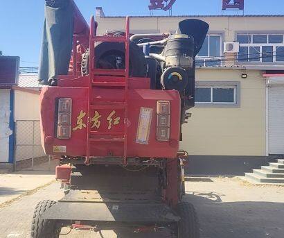 東方紅10AK小麥收割機