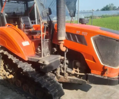 農(nóng)夫NF902履帶拖拉機(jī)