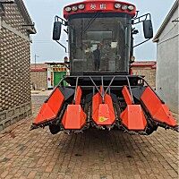 河北英虎4YZB-4F型自走式玉米收獲機(jī)