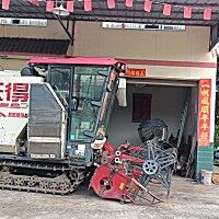 沃得旗艦版收割機(jī)