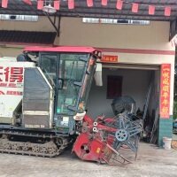 沃得旗艦版收割機(jī)