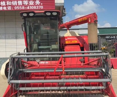 雷沃谷神RG70(4LZ-7G2A)神領(lǐng)航谷物聯(lián)合收獲機(jī)