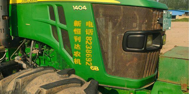 约翰迪尔6B1404拖拉机