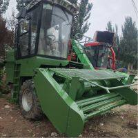 中聯谷王4QZ-3000自走式飼料收獲機