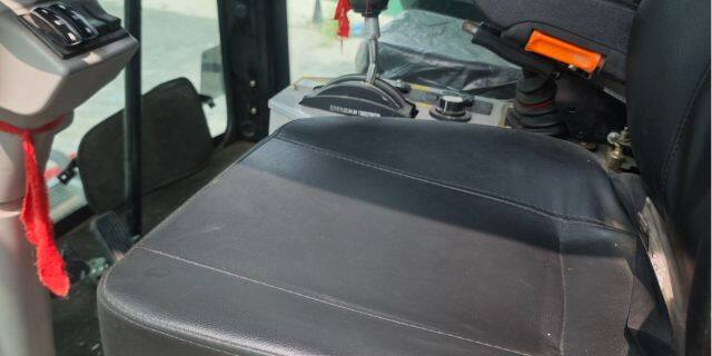 金大丰4YZP-4D玉米穗茎兼收收获机