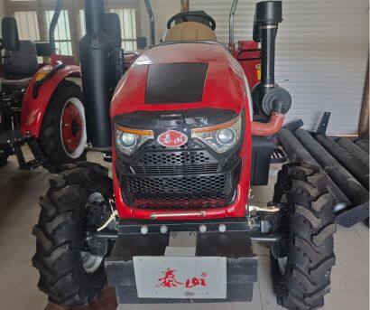 泰山E704-1輪式拖拉機