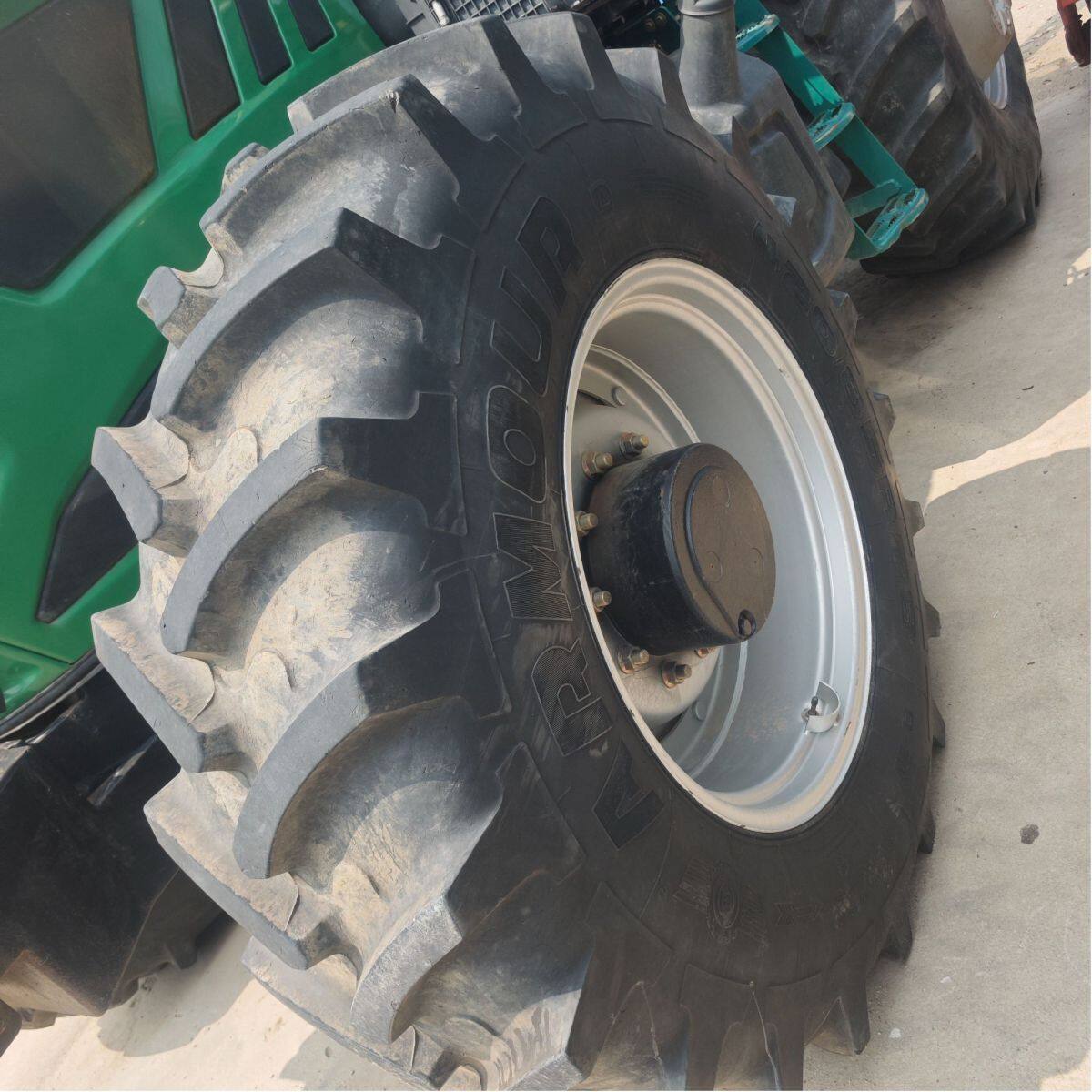 常发GFJ2204轮式拖拉机