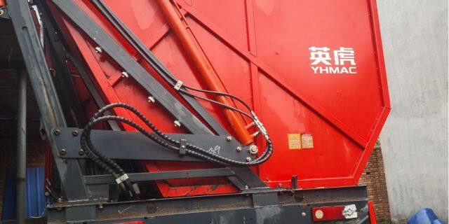 英虎4YZJ-4HB玉米茎穗兼收收获机