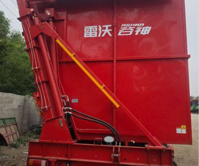 雷沃谷神CF04自走式玉米收獲機