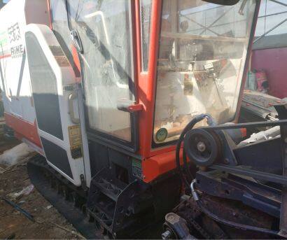 艾禾4LZT-6.0ZB履帶式全喂入谷物聯合收割機