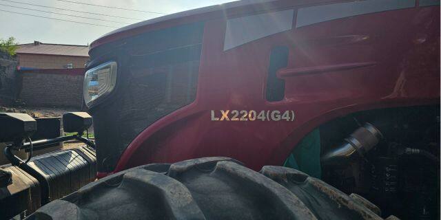 东方红LX2204拖拉机