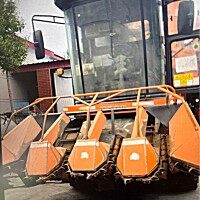 哈克4YZB-4自走式玉米收獲機