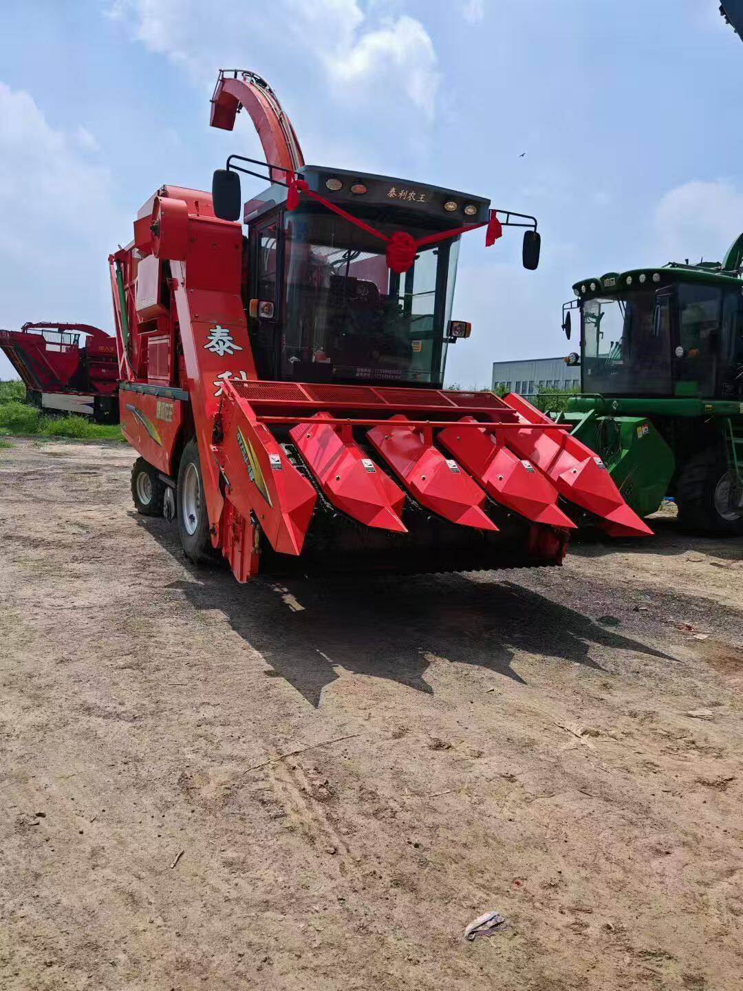 泰利农王4YZSJ-4B自走式玉米茎穗兼收收割机