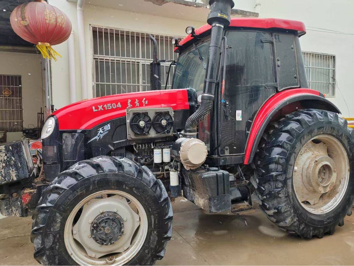 东方红天骄LX1504拖拉机