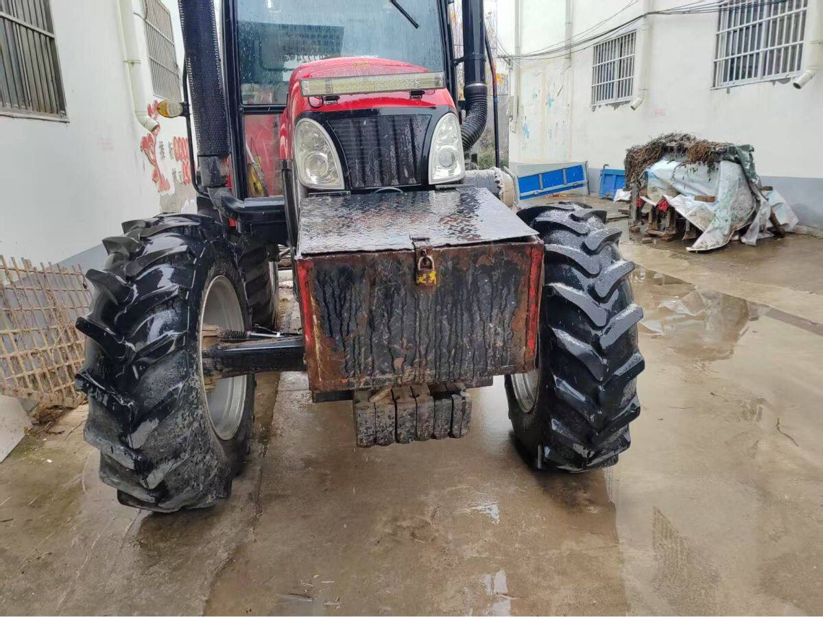 东方红天骄LX1504拖拉机