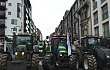 拖拉机大军围攻欧盟总部 欧洲农民怒的啥？