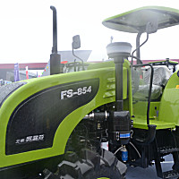 弗雷森854轮式拖拉机