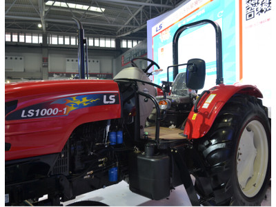 乐星LS1000-1拖拉机