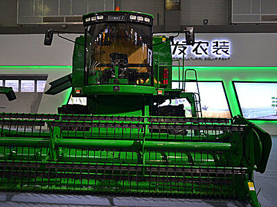 常发佳联CF809(4LZ-6)收割机