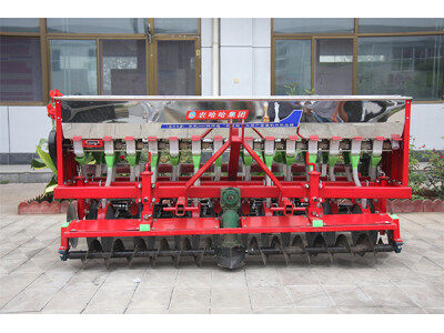 農(nóng)哈哈2BXF-14動(dòng)力合墑小麥圓盤(pán)播種機(jī)