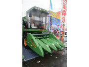 沃德4YZB-4C玉米收获机