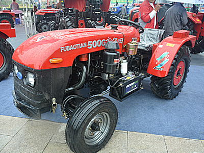 富保田500轮式拖拉机