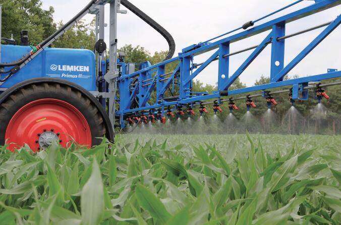德國(LEMKEN)普利姆斯Primus牽引式大田噴霧機