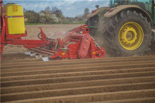 GRIMME(格立莫)GF400馬鈴薯旋耕起壟機