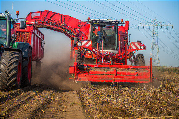 GRIMME(格立莫)VARITRON 470自走式馬鈴薯收獲機