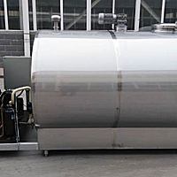 河南新东9LG-3A3吨冷藏罐
