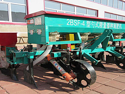 宁城天助2BSF-4勺式精量播种施肥机