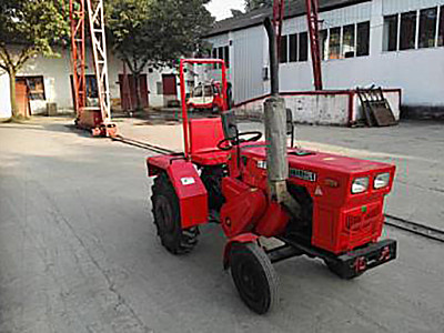 金亿元YY-240型轮式拖拉机