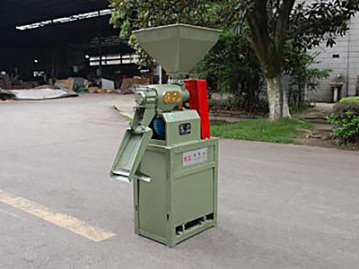 东川6N-40型碾米机
