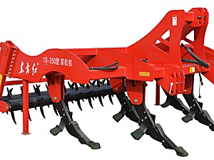 东方红1S-250翼铲式深松机