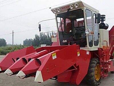 雷沃谷神CB03(4YZ-3K1)玉米收割機