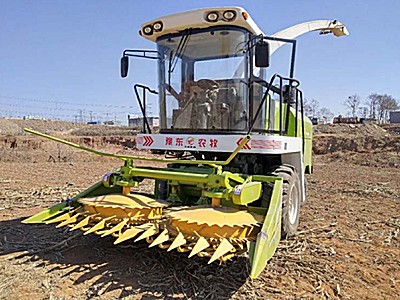 豫东农牧9QZS-2900型自走式青饲料收获机