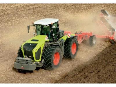 科樂收（CLAAS) XERION 5000拖拉機