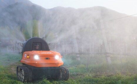 沐秦智能M200農業無人車果園智能打藥機