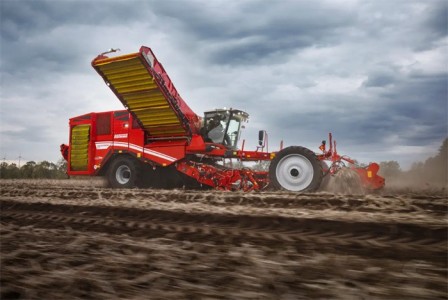 GRIMME（格立莫）VARITRON 470自走式马铃薯收获机