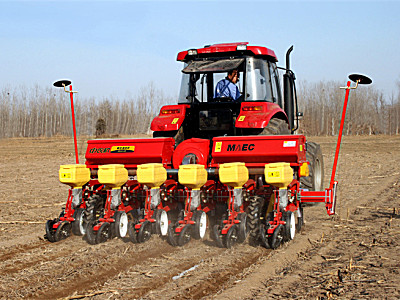 现代农装（中农机）2BQX-6玉米精密播种机