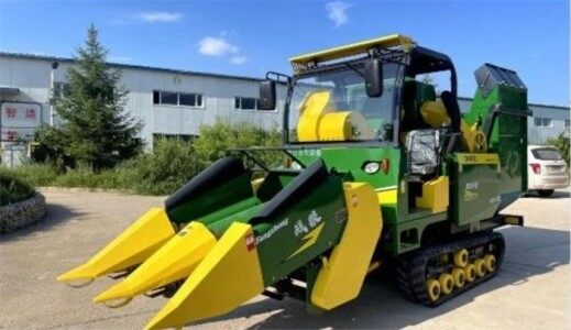 方正一收4YZ-2L两行履带式玉米收获机