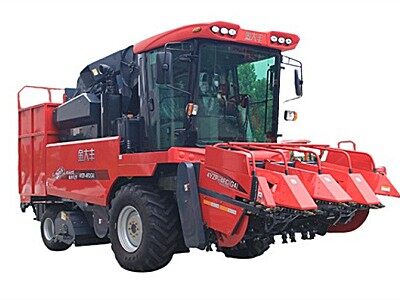 金大豐4YZP-4FC自走式玉米收獲機