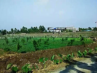 皓翔3UAV-1002农用植保无人机作业视频