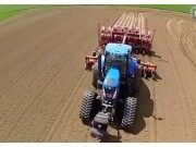 纽荷兰T7.235+T8.390+T8050(400BHP)+格立莫GL860马铃薯种植机作业视频