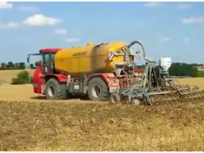 德国荷马（HOLMER）Terra_Variant_600液体肥料车作业视频