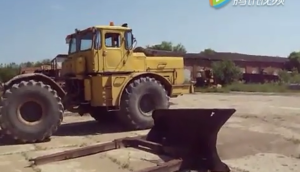 基洛维兹К-701拖拉机