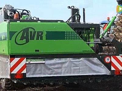 比利时AVR公司Apache土豆起收机2013