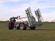 Fliegl公司有机肥施用机-作业视频