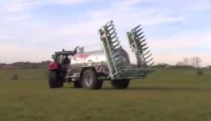 Fliegl公司有機肥施用機-作業視頻