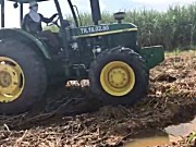 中州兴发2M-2.4M甘蔗叶粉碎还田机热带作物区作业视频